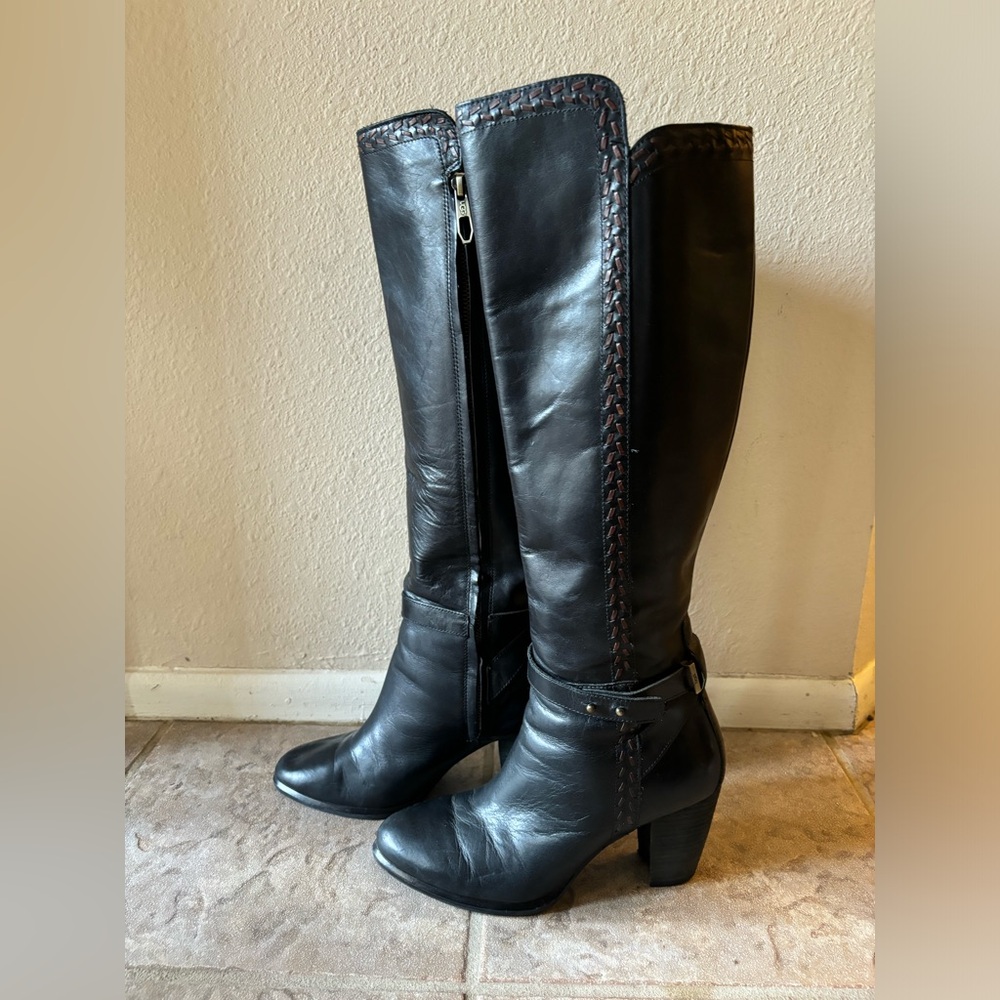 UGG boots for SALE